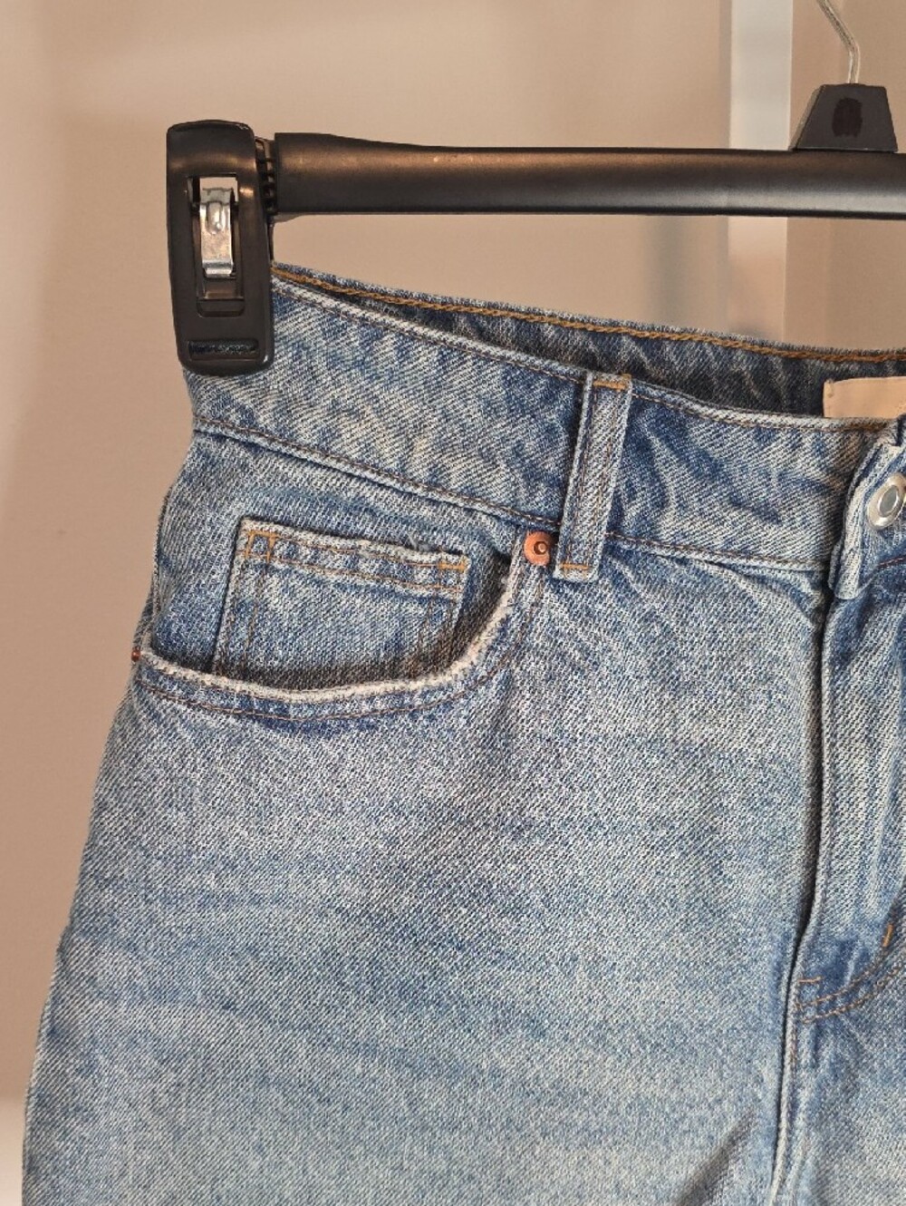 H&M Light Blue High-Waisted Cotton Rolled Hem Denim Shorts / Size 8 - Picture 3 of 6